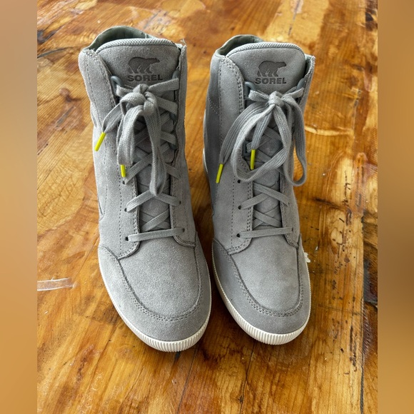 Sorel Out N About Light Gray Wedge Bootie Sneaker Size 9 - Picture 4 of 11